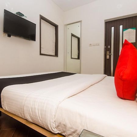 Hotel Capitol Thane Εξωτερικό φωτογραφία