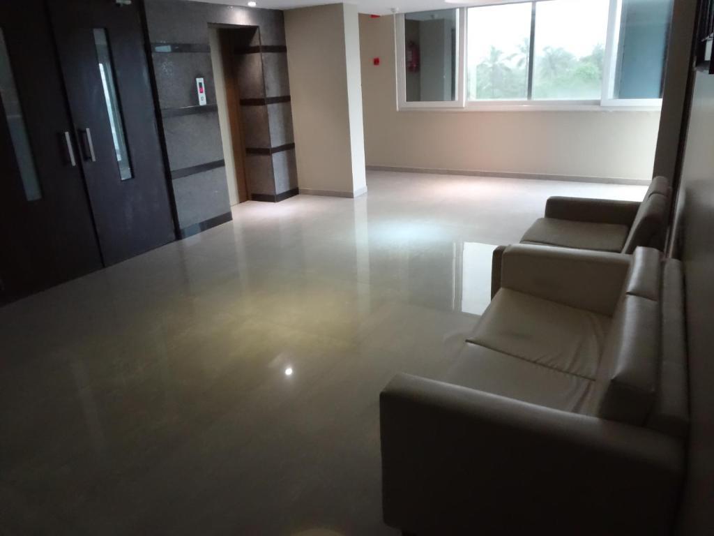 Hotel Capitol Thane Εξωτερικό φωτογραφία