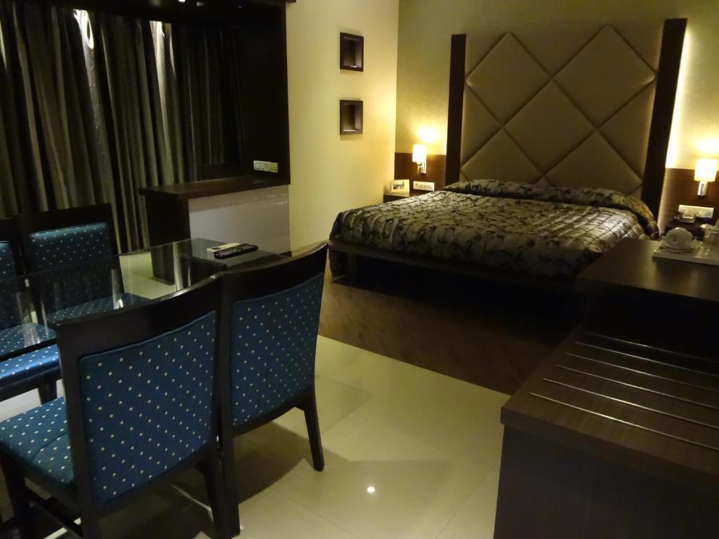 Hotel Capitol Thane Δωμάτιο φωτογραφία