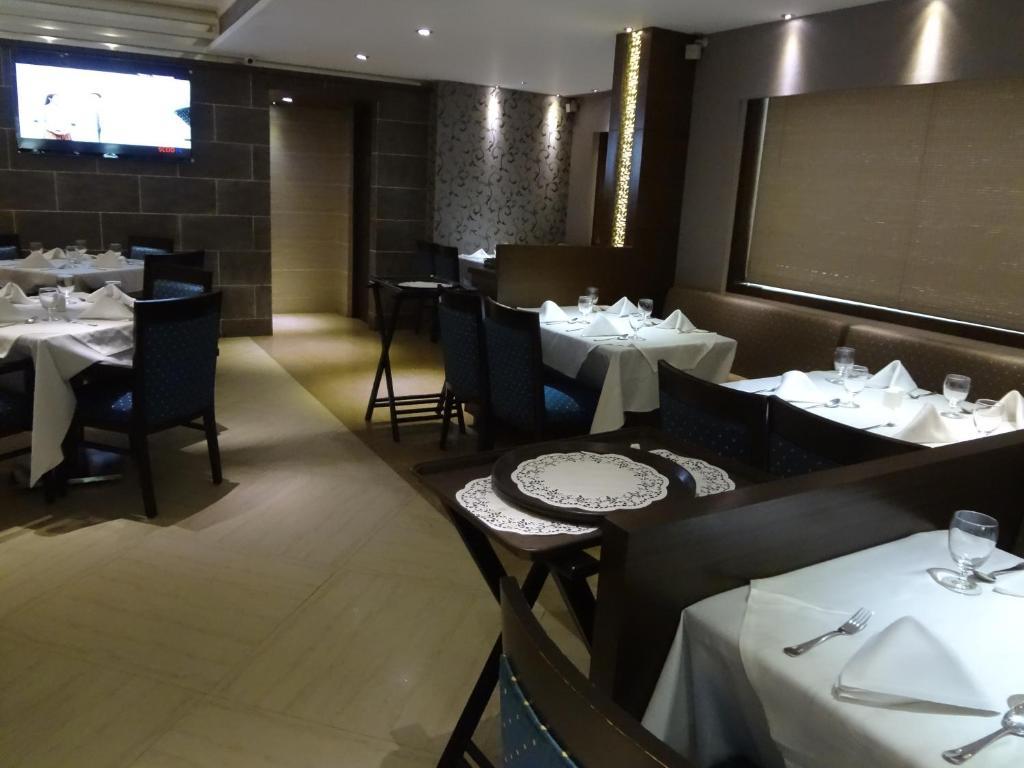 Hotel Capitol Thane Εξωτερικό φωτογραφία