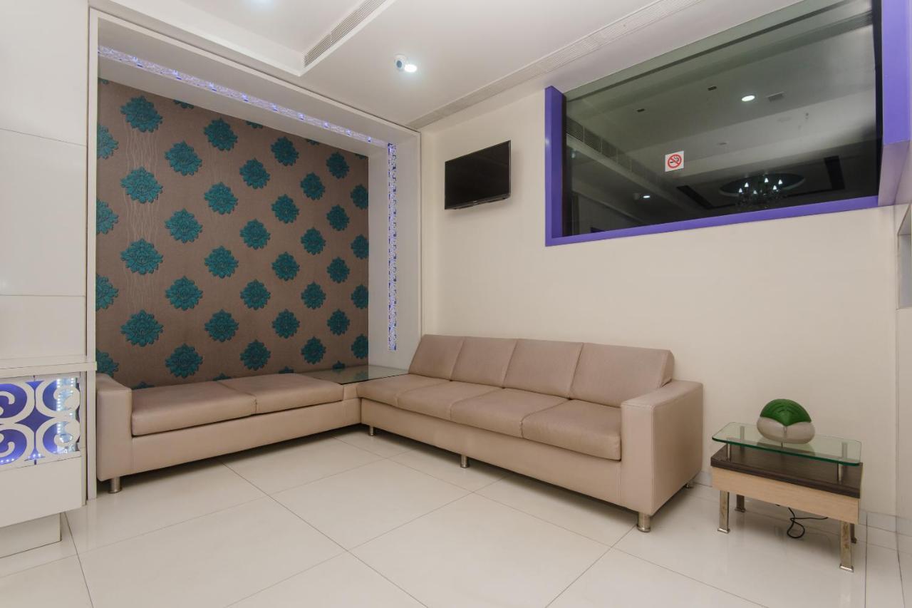 Hotel Capitol Thane Εξωτερικό φωτογραφία